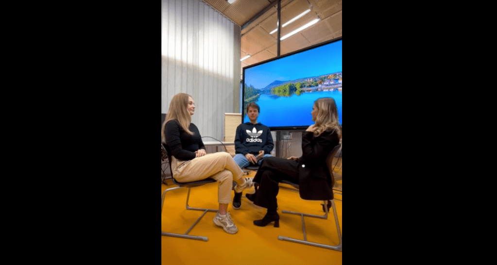 Výkyvy hladiny vody na řece&nbsp;Labi